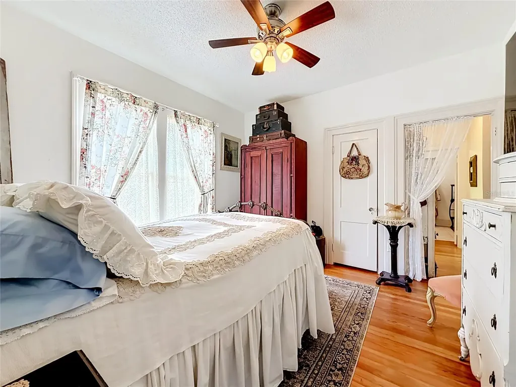740 Summit Street Eustis FL 32726