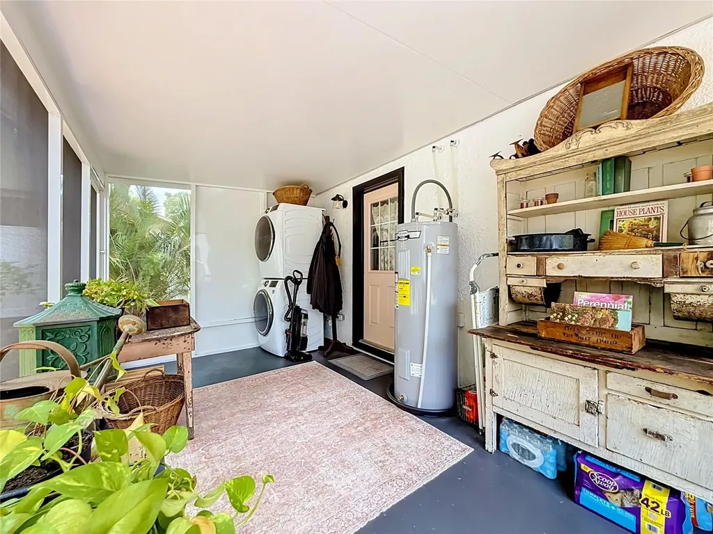 740 Summit Street Eustis FL 32726