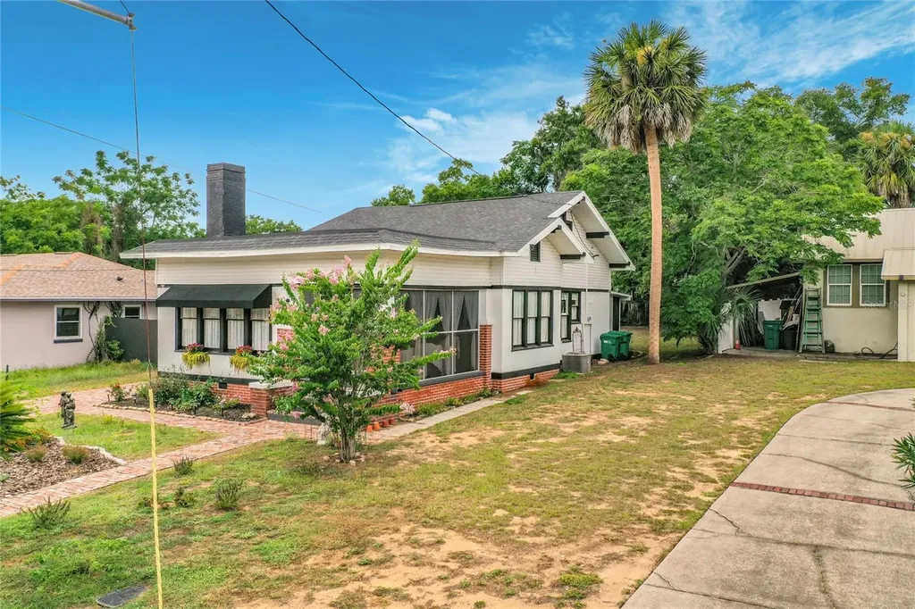 740 Summit Street Eustis FL 32726
