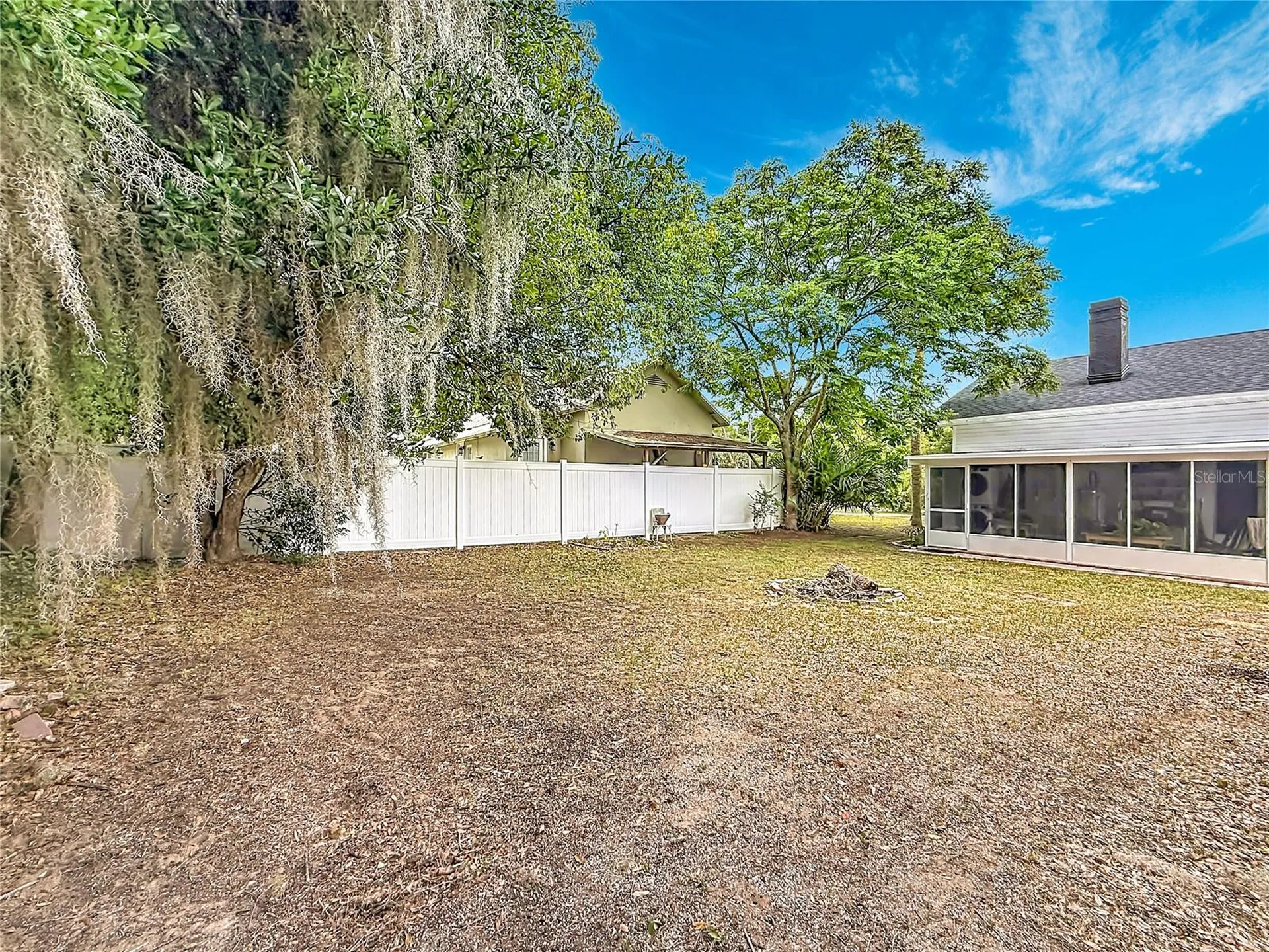 740 Summit Street Eustis FL 32726
