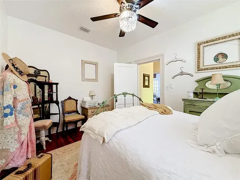 740 Summit Street Eustis FL 32726