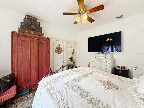 740 Summit Street Eustis FL 32726