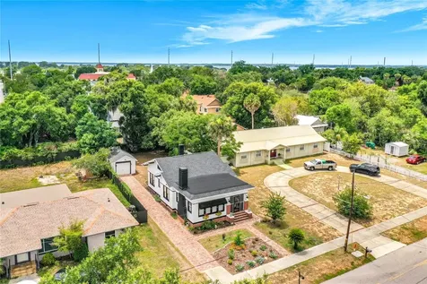 740 Summit Street Eustis FL 32726
