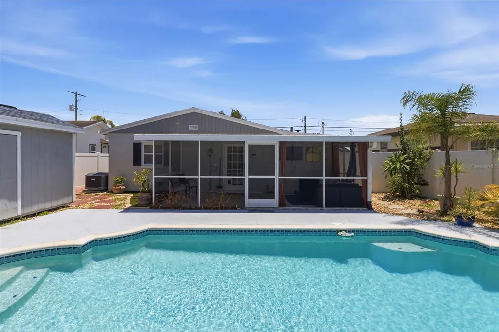 2713 W Braddock Street Tampa FL 33607