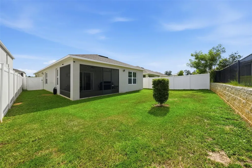 30309 Armenia Road Leesburg FL 34748