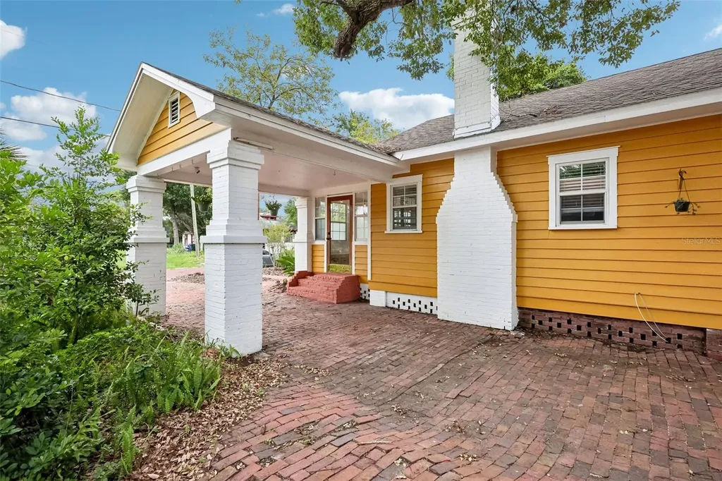 1034 Herschell Street Lakeland FL 33815