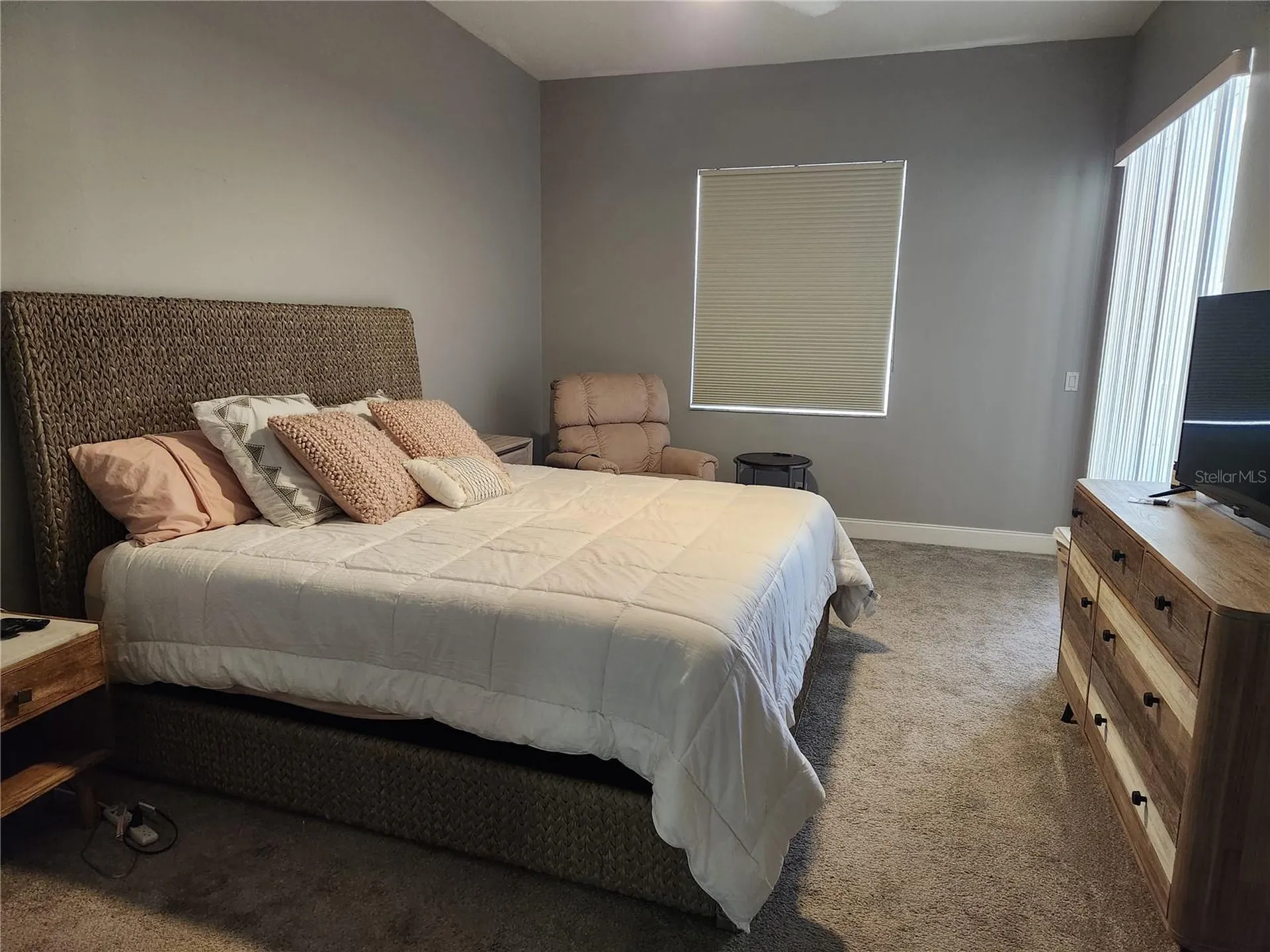 5274 Far Oak Circle Sarasota FL 34238