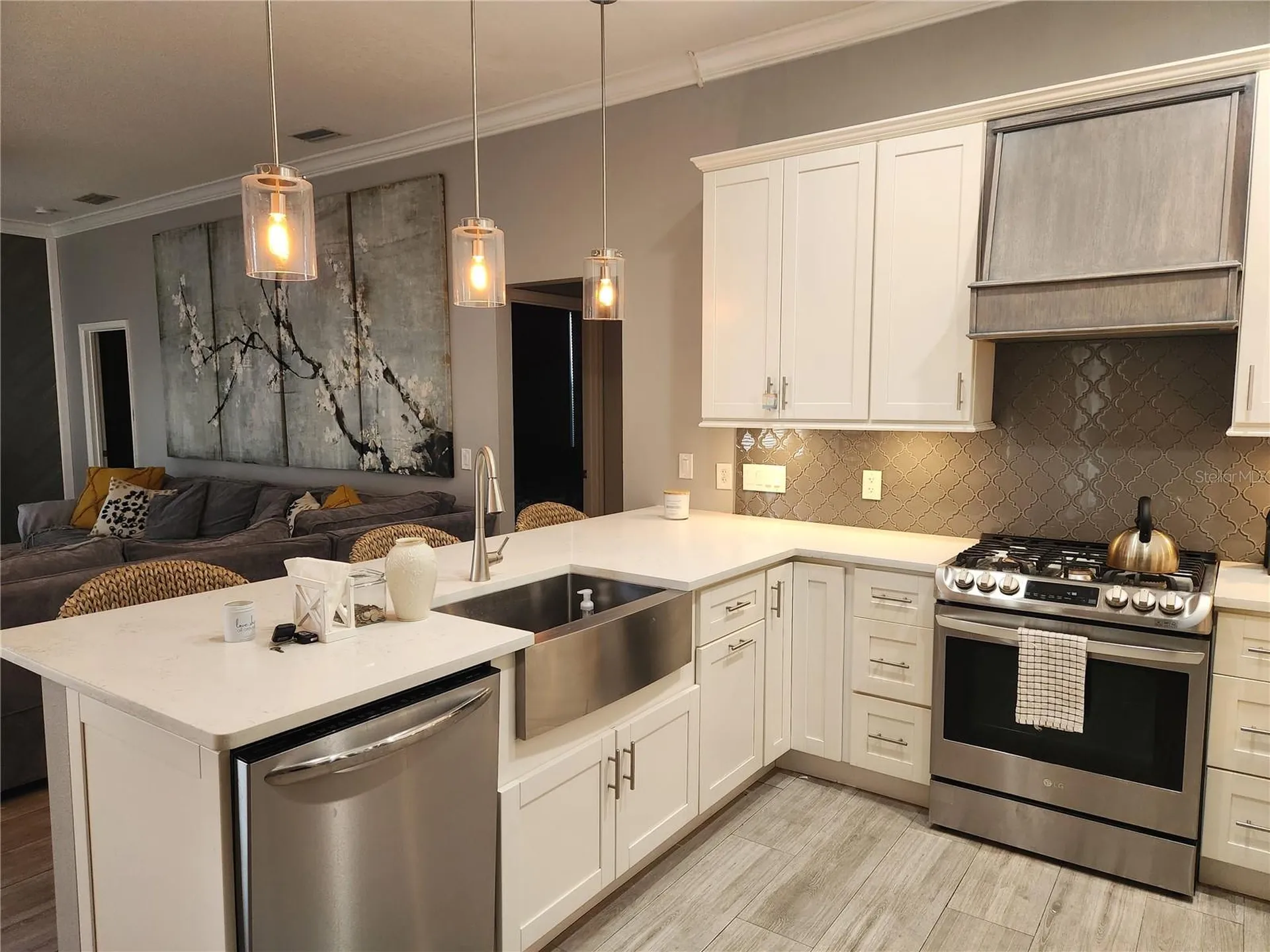 5274 Far Oak Circle Sarasota FL 34238