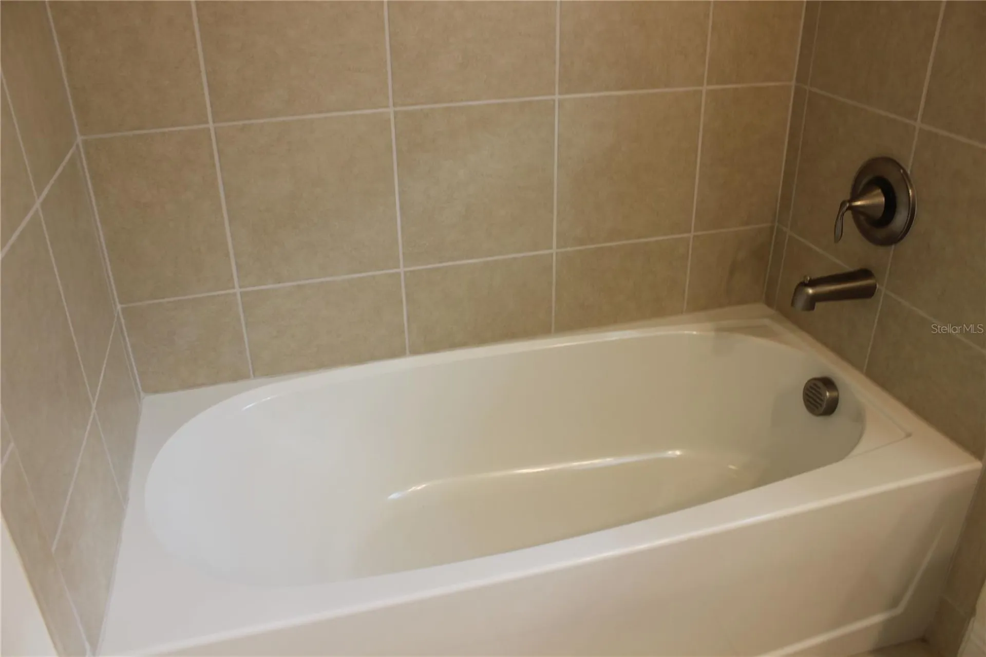 5826 Long Shore Loop Sarasota FL 34238