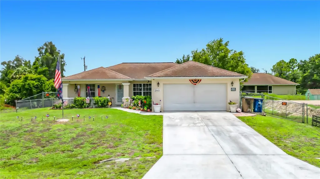 2903 38th Street SW Lehigh Acres FL 33976
