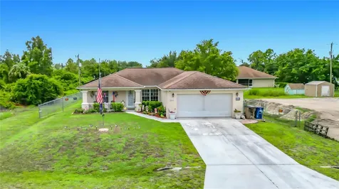 2903 38th Street SW Lehigh Acres FL 33976