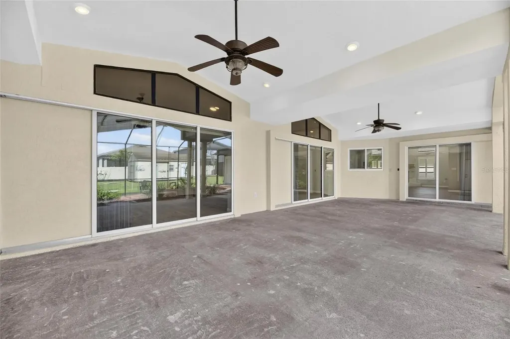 2001 Cimmaron Run Drive Valrico FL 33594