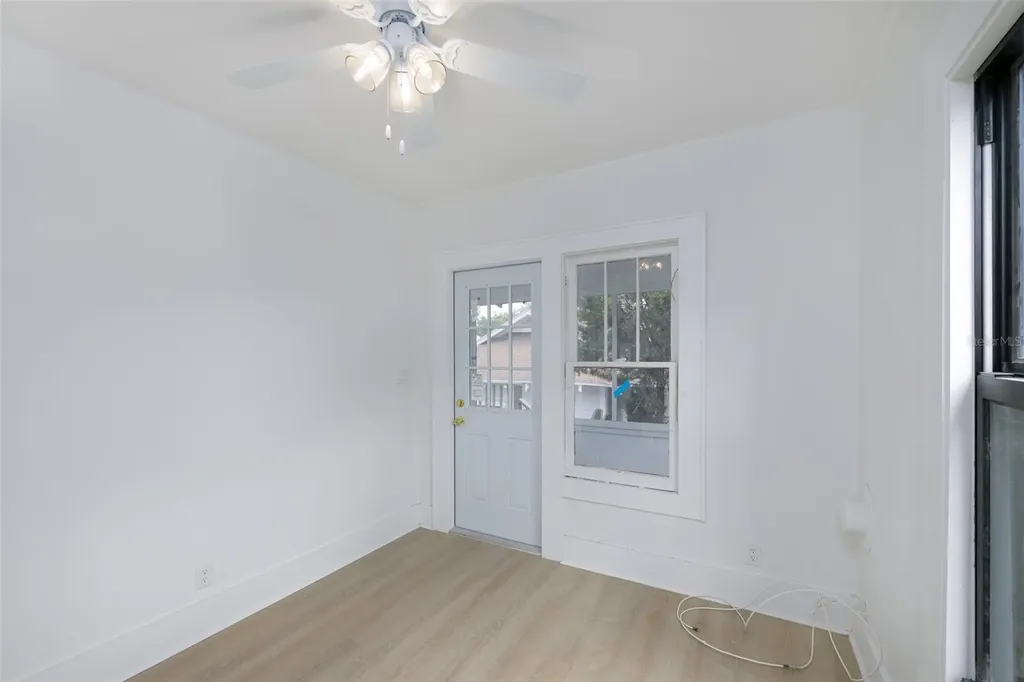 618 N 7th Avenue St Petersburg FL 33701