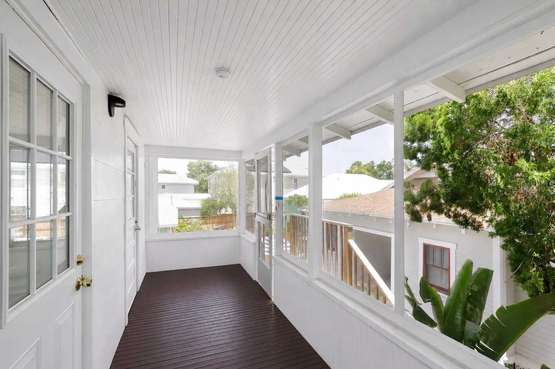 618 N 7th Avenue St Petersburg FL 33701