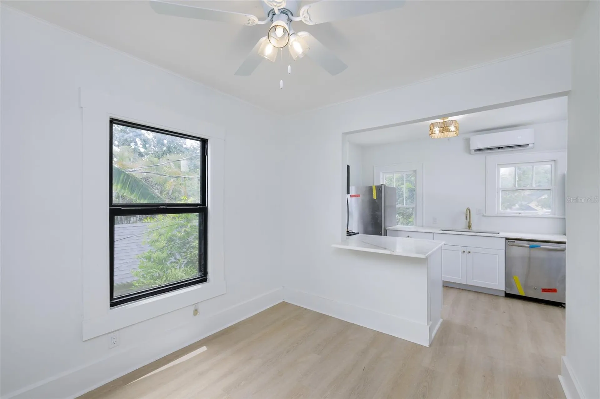 618 N 7th Avenue St Petersburg FL 33701