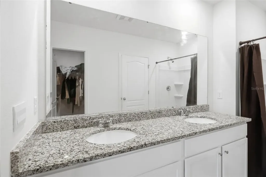 1181 Cascades Avenue Davenport FL 33837