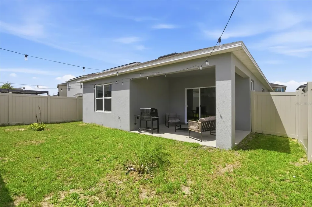 1181 Cascades Avenue Davenport FL 33837