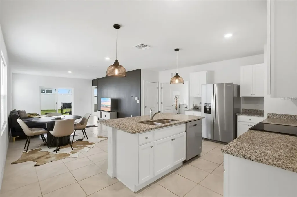 1181 Cascades Avenue Davenport FL 33837