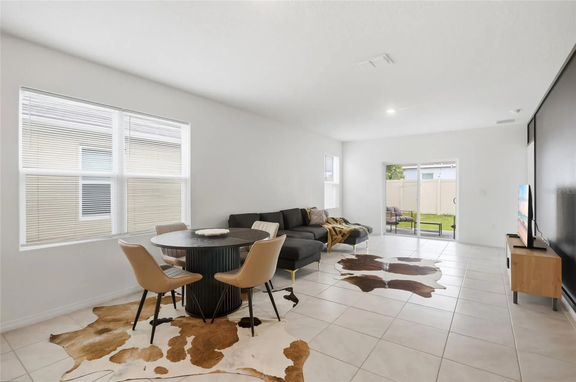 1181 Cascades Avenue Davenport FL 33837