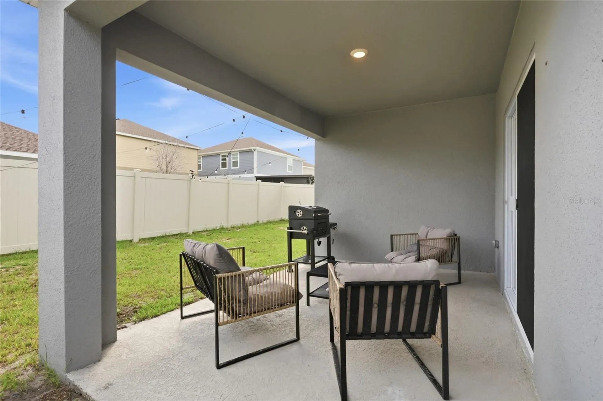 1181 Cascades Avenue Davenport FL 33837