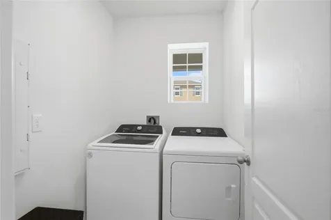 1181 Cascades Avenue Davenport FL 33837