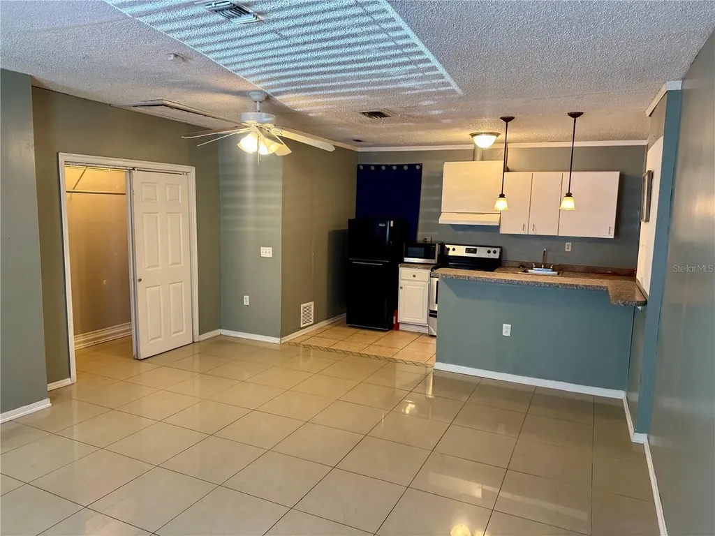 5521 Axiom Avenue Orlando FL 32839