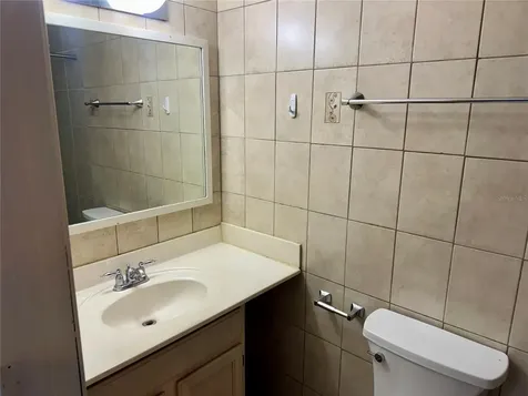 5521 Axiom Avenue Orlando FL 32839