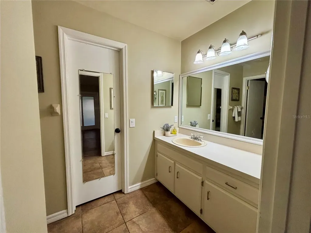 3764 NW 54th Lane Gainesville FL 32653