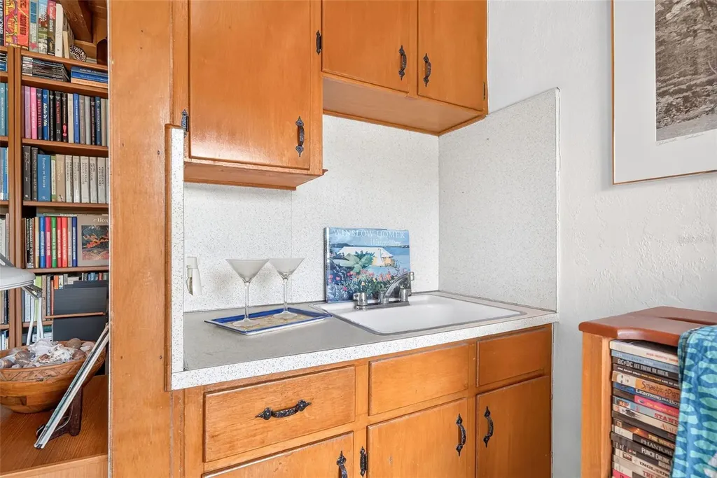 2361 Roxbury Road Winter Park FL 32789