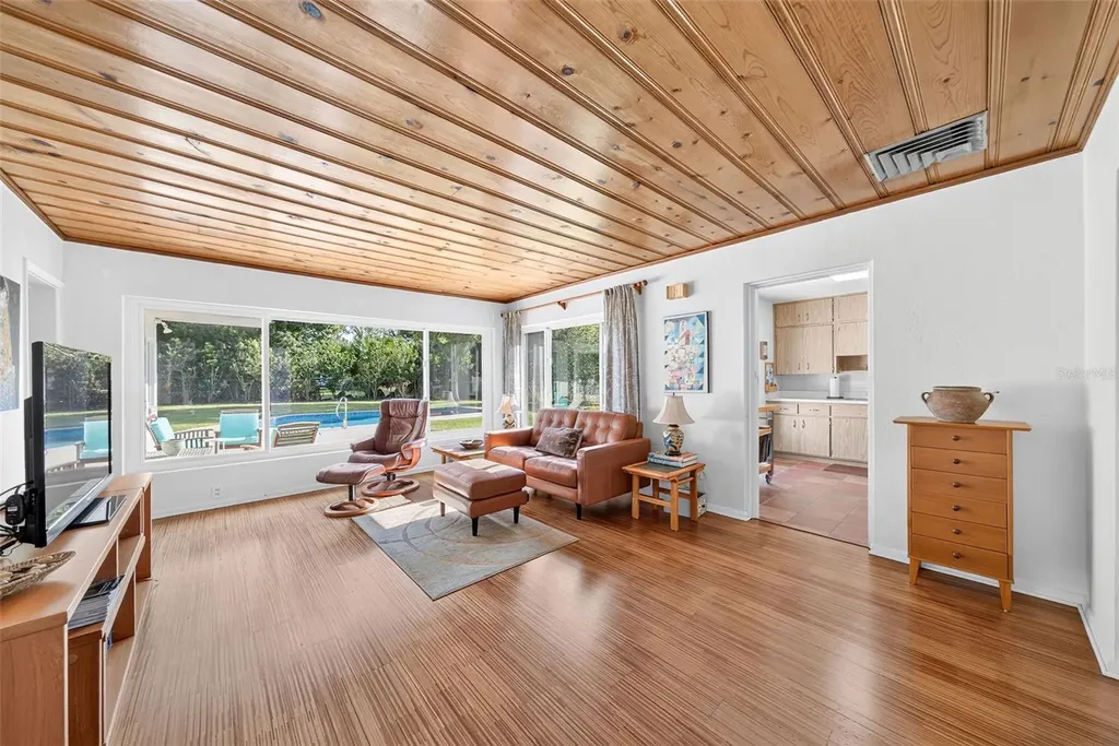 2361 Roxbury Road Winter Park FL 32789