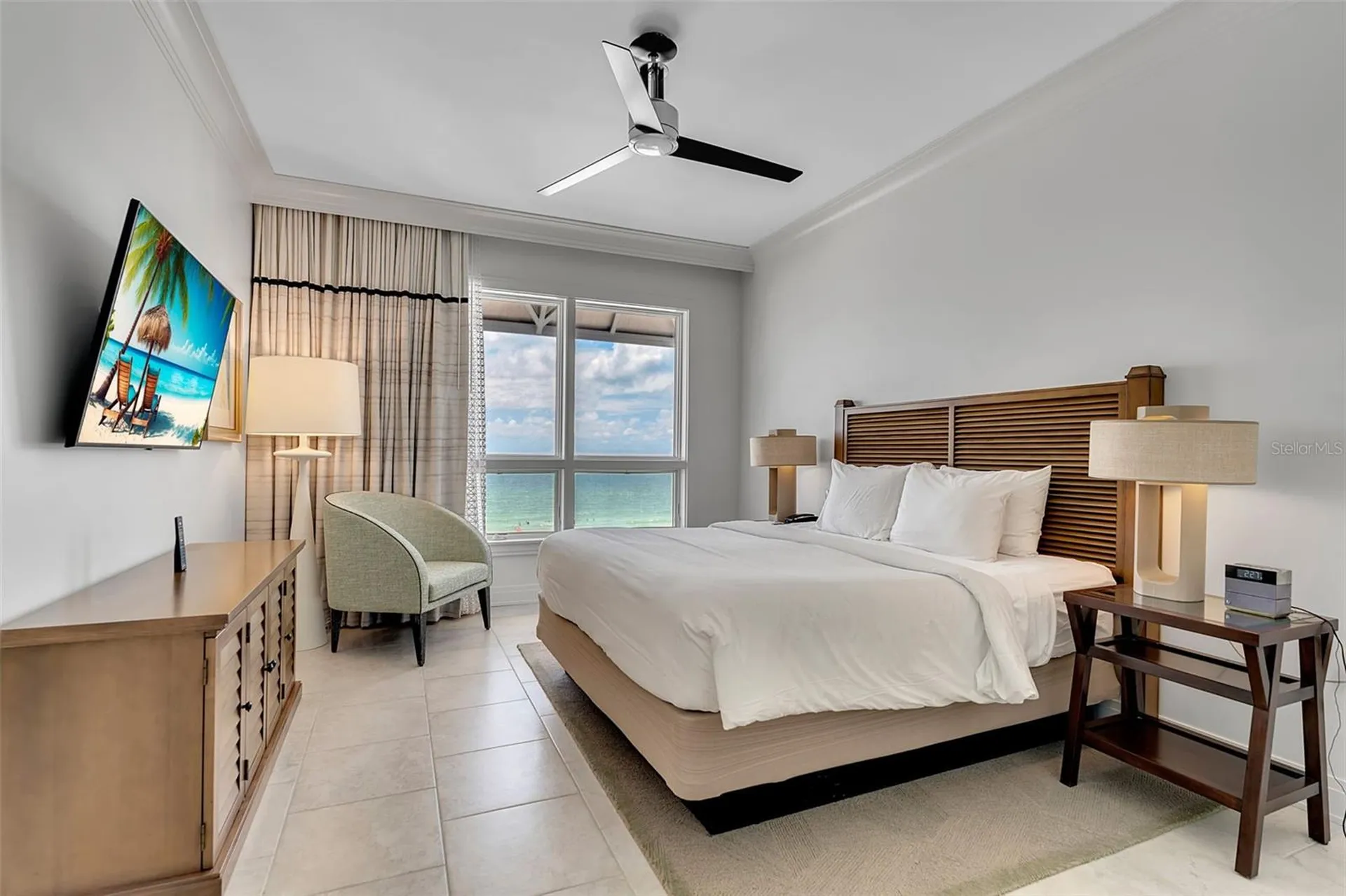 915 Seaside Drive Sarasota FL 34242