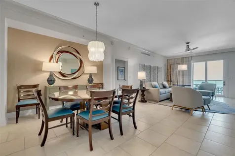 915 Seaside Drive Sarasota FL 34242