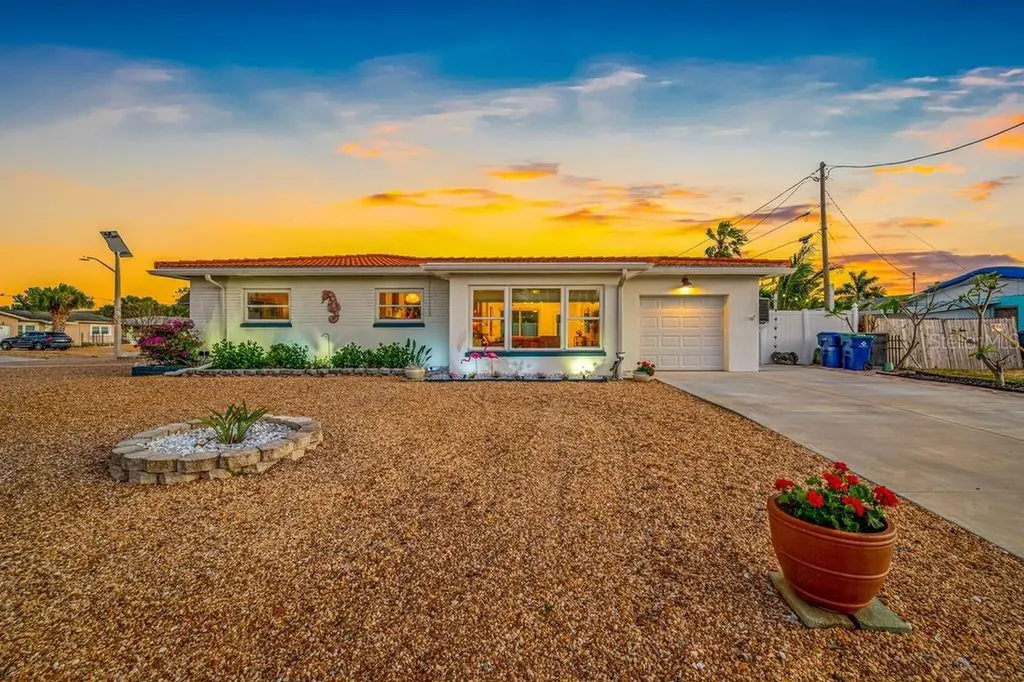 1401 Island Drive S South Pasadena FL 33707