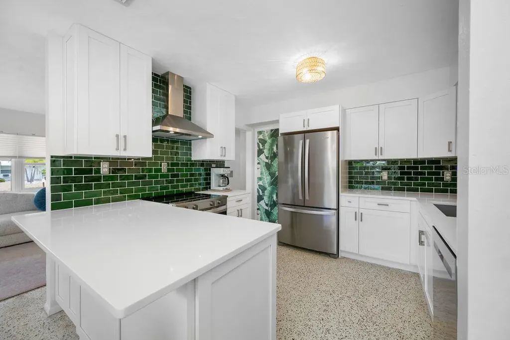 1401 Island Drive S South Pasadena FL 33707