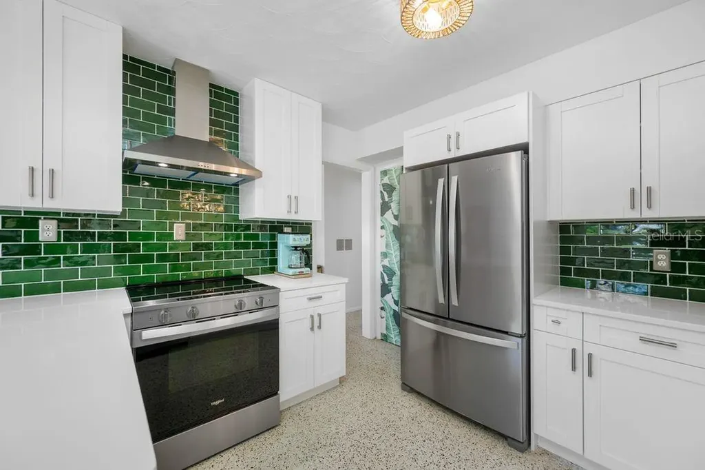 1401 Island Drive S South Pasadena FL 33707