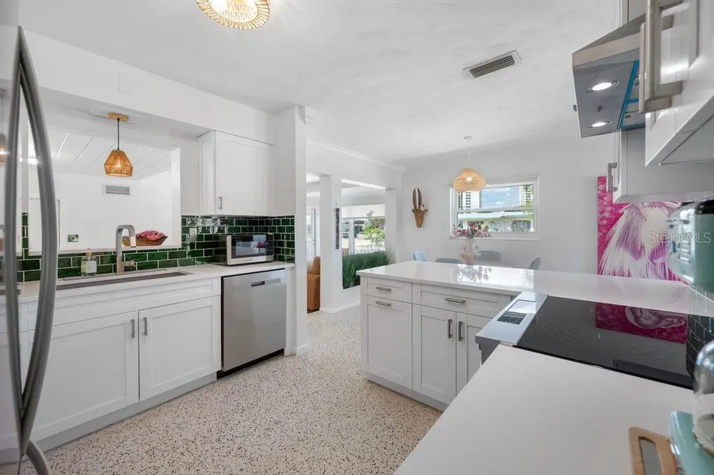 1401 Island Drive S South Pasadena FL 33707