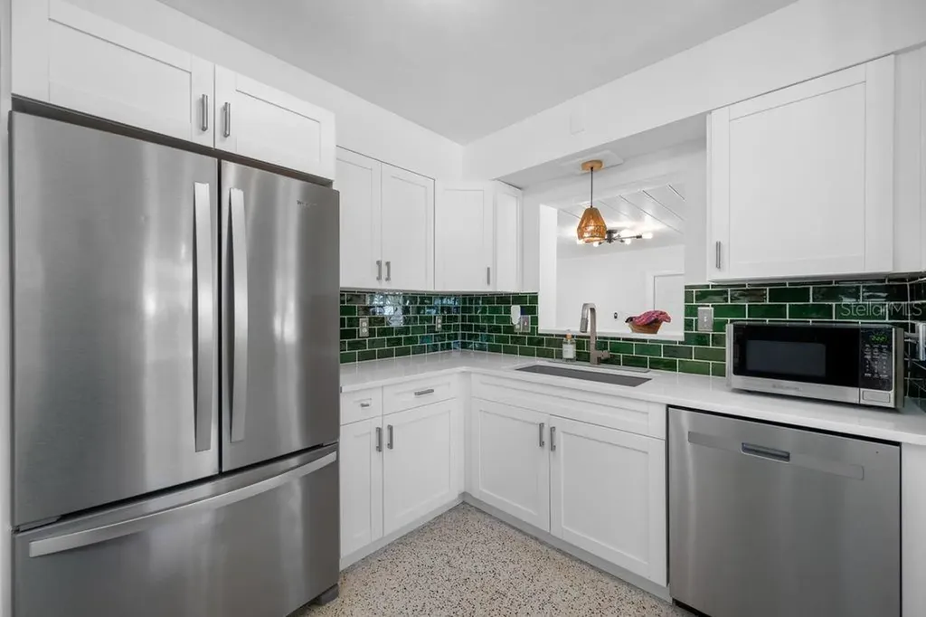1401 Island Drive S South Pasadena FL 33707