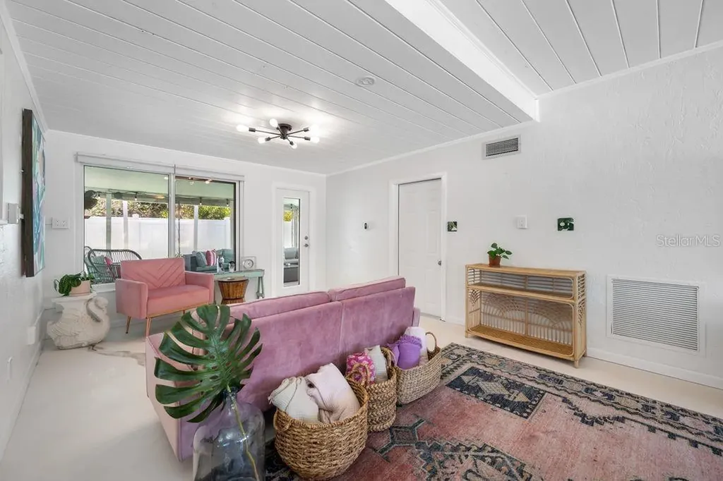 1401 Island Drive S South Pasadena FL 33707