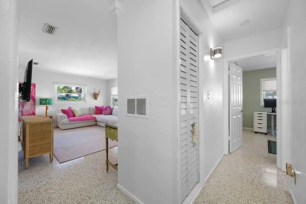 1401 Island Drive S South Pasadena FL 33707