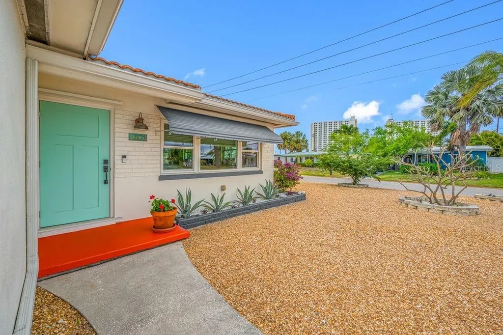 1401 Island Drive S South Pasadena FL 33707