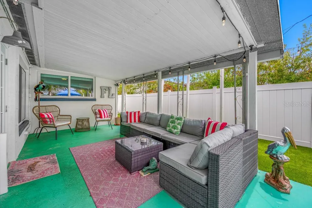 1401 Island Drive S South Pasadena FL 33707