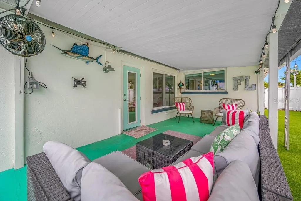 1401 Island Drive S South Pasadena FL 33707