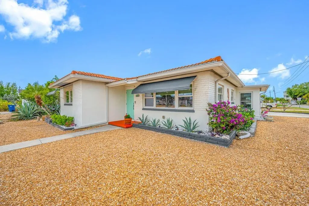 1401 Island Drive S South Pasadena FL 33707