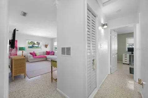 1401 Island Drive S South Pasadena FL 33707