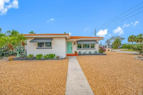 1401 Island Drive S South Pasadena FL 33707