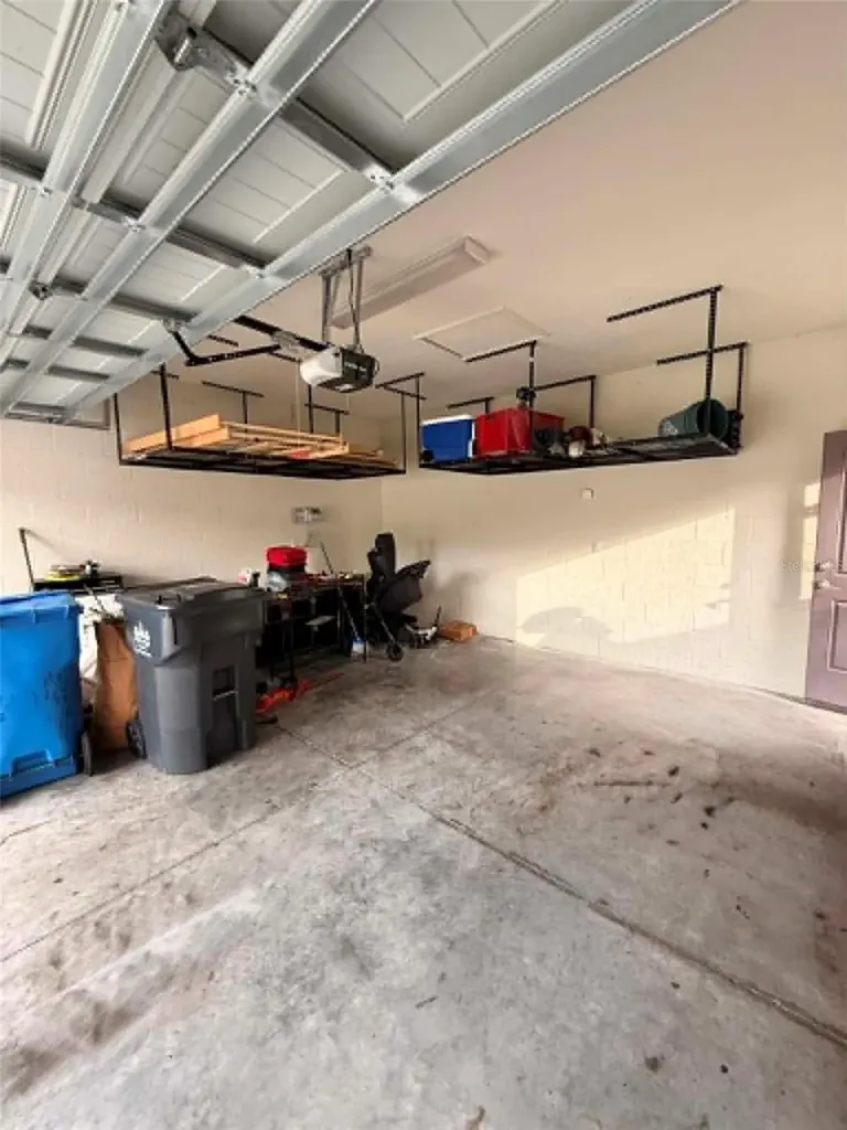 5703 Village Center Drive Lithia FL 33547