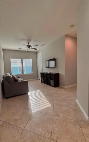 5703 Village Center Drive Lithia FL 33547