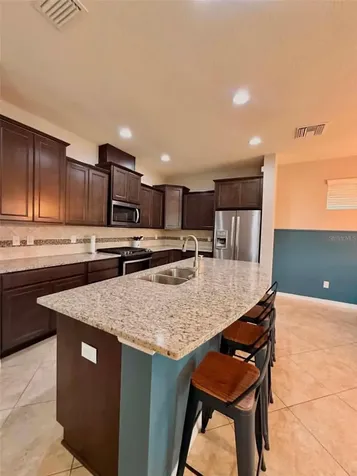 5703 Village Center Drive Lithia FL 33547