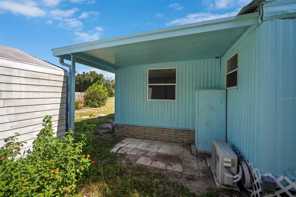 1389 NW 7th Lane Lake Panasoffkee FL 33538