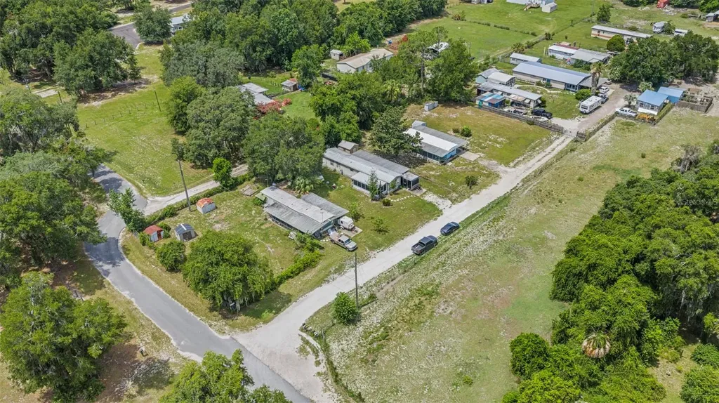 1389 NW 7th Lane Lake Panasoffkee FL 33538